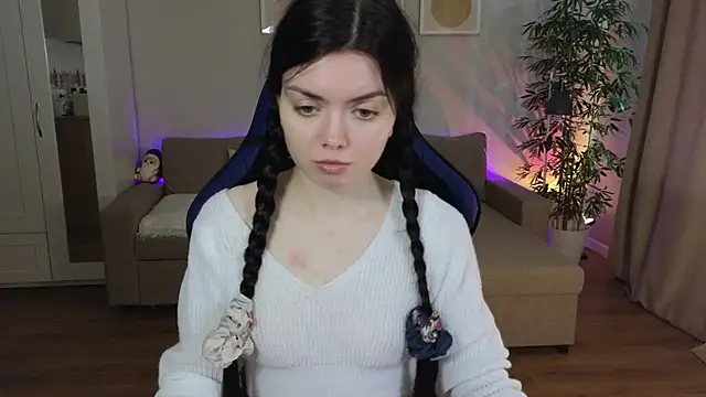 likeamoss online show from May 23, 7:56 am