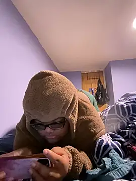 Snapshot of dondivax3 chatting on February 4, 3:33 am dondivax3 online show from February 4, 3:33 am