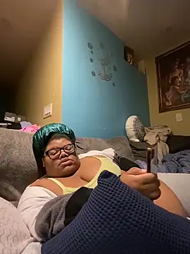 Snapshot of dondivax3 chatting on February 27, 11:48 pm dondivax3 online show from February 27, 11:48 pm