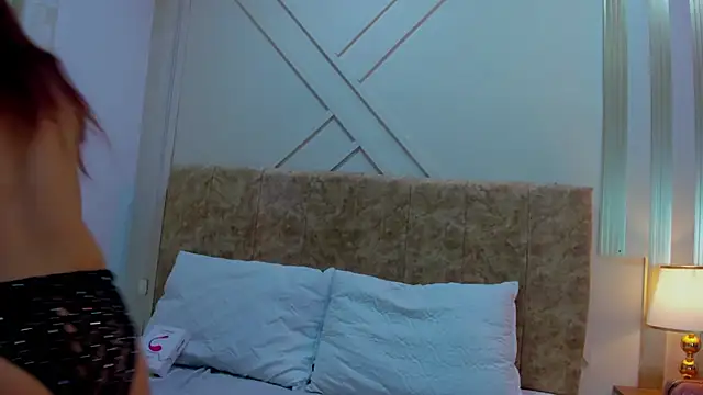 ashley  foxx  online show from October 23, 1:43 pm