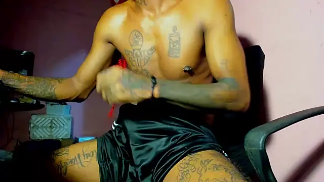 bigblackhotx1 online show from April 9, 10:20 am