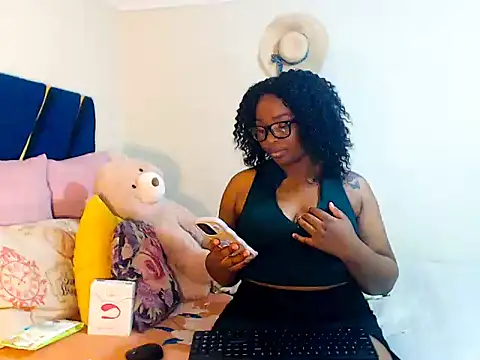 veronica1xxx online show from December 17, 7:09 pm