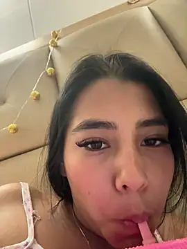 Snapshot of darsha_90 chatting on December 24, 6:44 am darsha 90 online show from December 24, 6:44 am