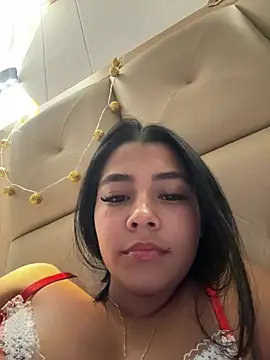 Snapshot of darsha_90 chatting on December 28, 3:04 am darsha 90 online show from December 28, 3:04 am