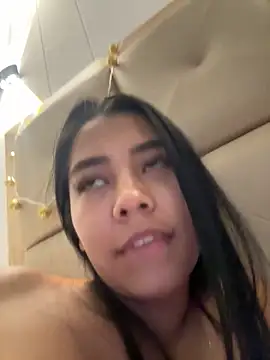 Snapshot of darsha_90 chatting on January 3, 11:57 am darsha 90 online show from January 3, 11:57 am