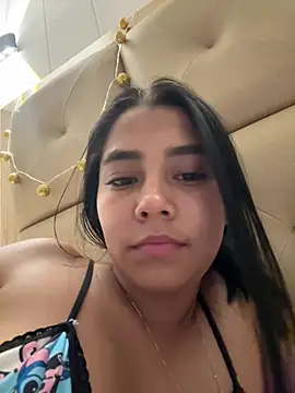 Snapshot of darsha_90 chatting on January 8, 7:03 am darsha 90 online show from January 8, 7:03 am