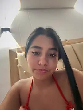 Snapshot of darsha_90 chatting on January 14, 3:22 am darsha 90 online show from January 14, 3:22 am