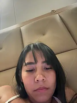 Snapshot of darsha_90 chatting on February 6, 2:55 am darsha 90 online show from February 6, 2:55 am