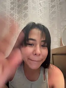 Snapshot of darsha_90 chatting on March 5, 3:08 am darsha 90 online show from March 5, 3:08 am