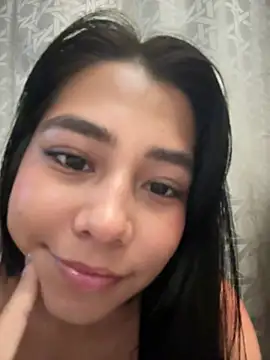 Snapshot of darsha_90 chatting on March 15, 3:40 am darsha 90 online show from March 15, 3:40 am