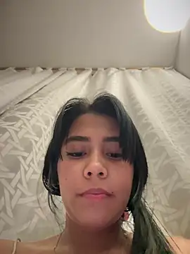 Snapshot of darsha_90 chatting on March 16, 3:04 am darsha 90 online show from March 16, 3:04 am