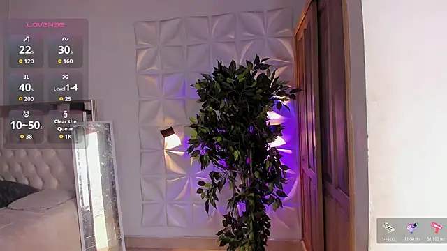 Snapshot of miss_Ari chatting on November 4, 7:24 pm miss Ari online show from November 4, 7:24 pm