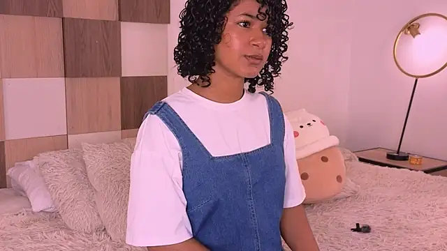 Adele Carter  online show from November 30, 1:26 pm