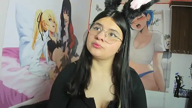 mackenhot303av online show from October 31, 11:33 am