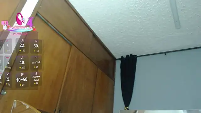 candiapole online show from October 8, 12:47 pm