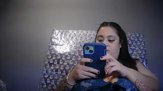 Snapshot of tillymarie34 chatting on December 6, 4:49 pm tillymarie34 online show from December 6, 4:49 pm