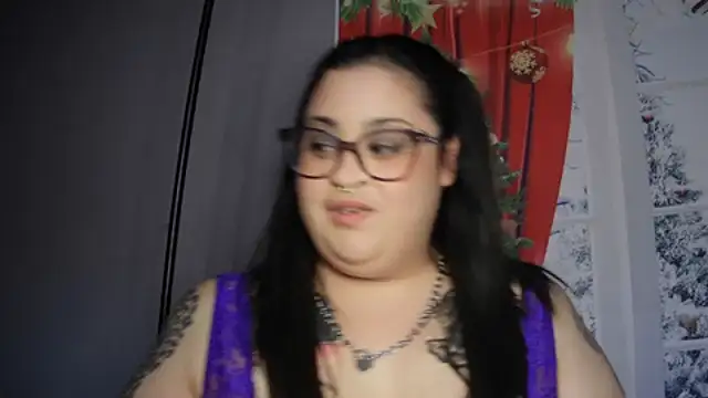 Snapshot of tillymarie34 chatting on December 16, 4:38 pm tillymarie34 online show from December 16, 4:38 pm