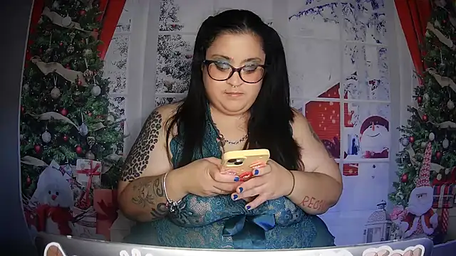 Snapshot of tillymarie34 chatting on December 18, 4:39 pm tillymarie34 online show from December 18, 4:39 pm