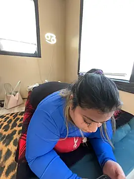 tillymarie34 online show from February 18, 6:48 pm