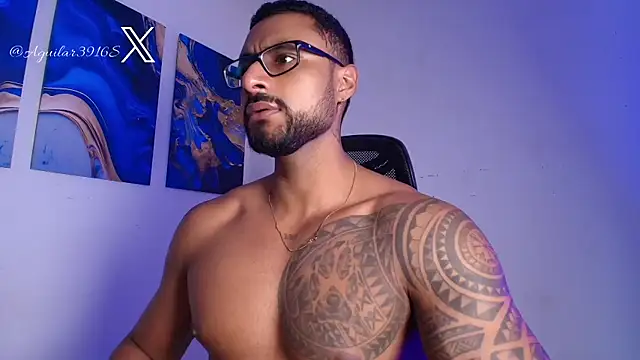 LiamGarcia1 online show from March 17, 5:27 pm