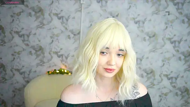 Ashley S online show from June 3, 10:26 pm