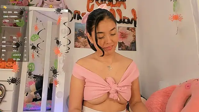 Snapshot of pretty-millie chatting on October 8, 3:59 am pretty-millie online show from October 8, 3:59 am