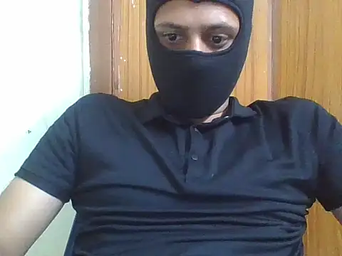 Snapshot of AuntyLover_BhabhiLover_ chatting on February 5, 5:09 pm AuntyLover BhabhiLover  online show from February 5, 5:09 pm
