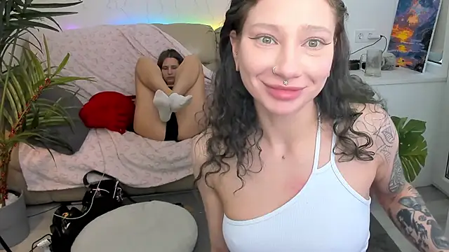 HotCaramellsTV online show from March 18, 12:36 pm