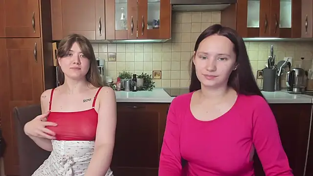 HotCaramellsTV online show from June 7, 11:25 am