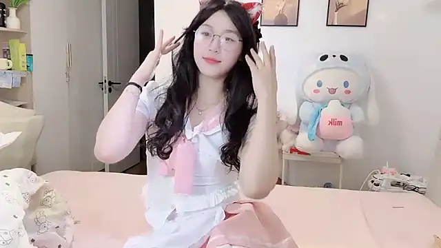 Luminous163 online show from November 5, 1:11 pm