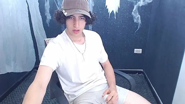 Kerverr  online show from November 1, 4:42 pm