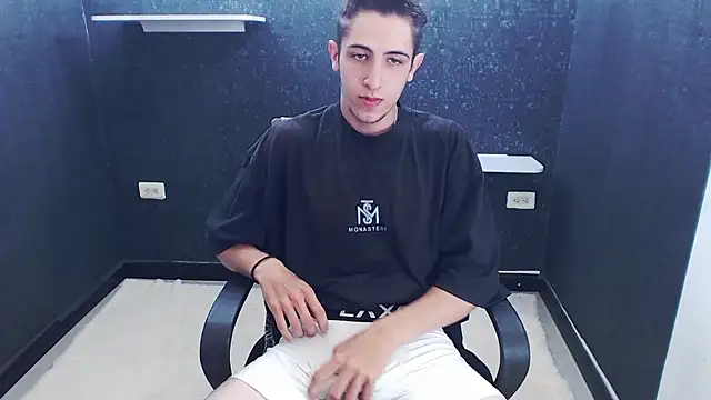 Kerverr  online show from January 12, 9:20 pm