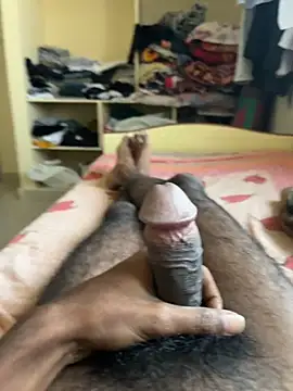 Snapshot of Thinboycock chatting on November 16, 7:14 am Thinboycock online show from November 16, 7:14 am