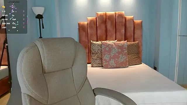 Snapshot of sussy_leon chatting on May 27, 12:13 pm sussy leon online show from May 27, 12:13 pm
