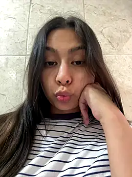 Im sophia1 online show from October 30, 7:47 pm