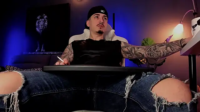 uptomatty online show from February 23, 7:39 am