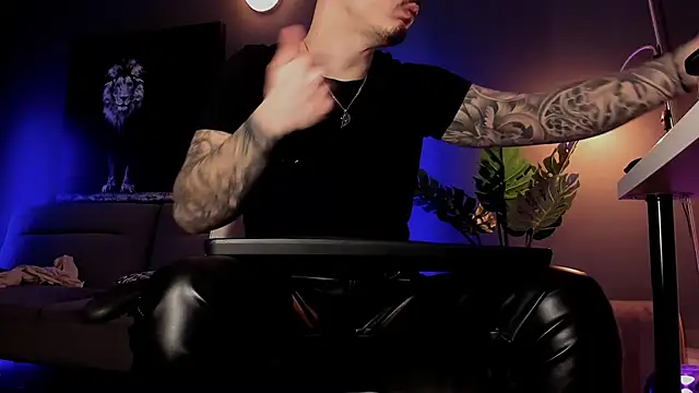 uptomatty online show from March 19, 7:45 am