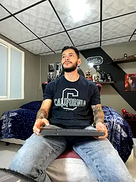 marcel crawford96 online show from November 7, 2:06 pm