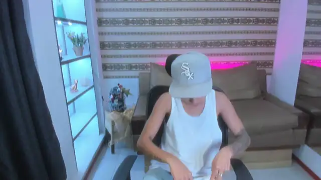 nova sex01 online show from December 24, 1:28 pm