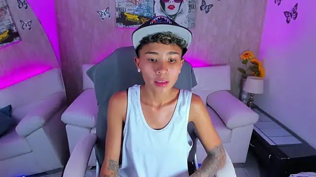 nova sex01 online show from December 19, 9:00 pm