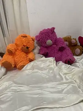 Jecy bee online show from March 22, 12:39 am