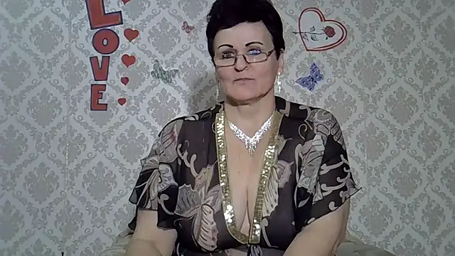 PaulaGolden online show from December 8, 7:43 pm