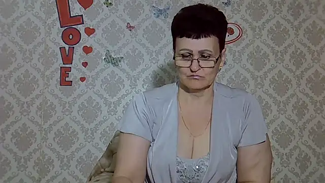 PaulaGolden online show from September 10, 8:25 am