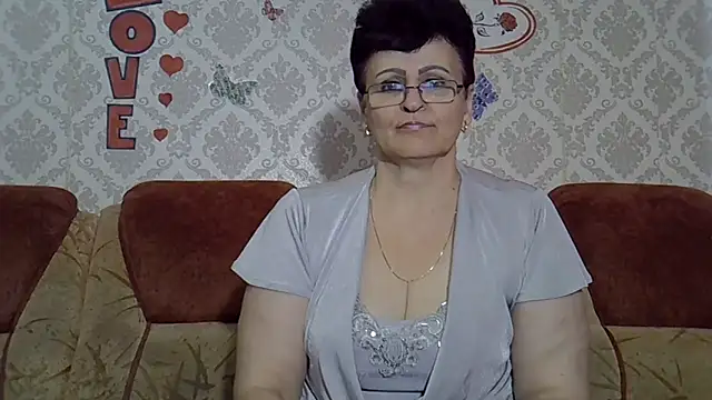 PaulaGolden online show from October 19, 10:05 am