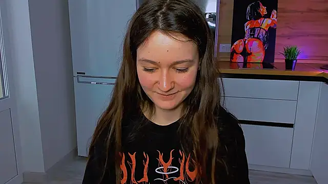 Snapshot of ameli_moon chatting on February 18, 1:33 pm ameli moon online show from February 18, 1:33 pm