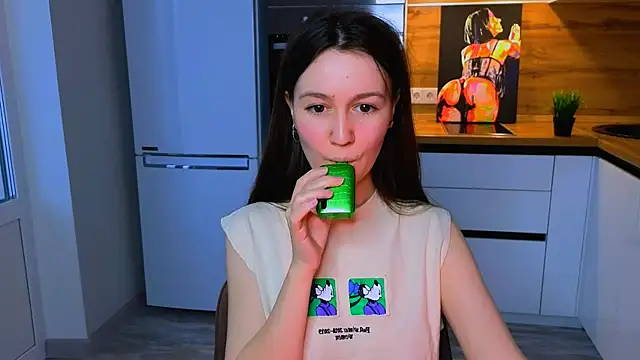 Snapshot of ameli_moon chatting on March 20, 2:32 pm ameli moon online show from March 20, 2:32 pm