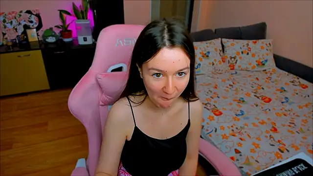 Snapshot of ameli_moon chatting on October 19, 1:45 pm ameli moon online show from October 19, 1:45 pm