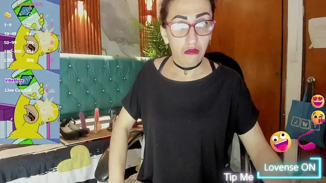 Snapshot of sabrina_dupont chatting on May 1, 1:05 pm sabrina dupont online show from May 1, 1:05 pm