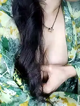 Snapshot of Fair-magic-woman chatting on February 2, 3:32 am Fair-magic-woman online show from February 2, 3:32 am