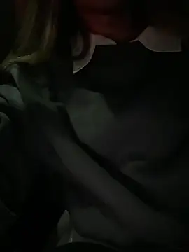 Snapshot of trippy_tina chatting on December 10, 12:38 pm trippy tina online show from December 10, 12:38 pm